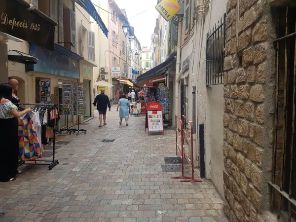 Francie low-cost bez ztráty zážitků