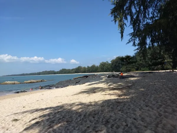 Khao Lak: proč sem jet místo Phuketu